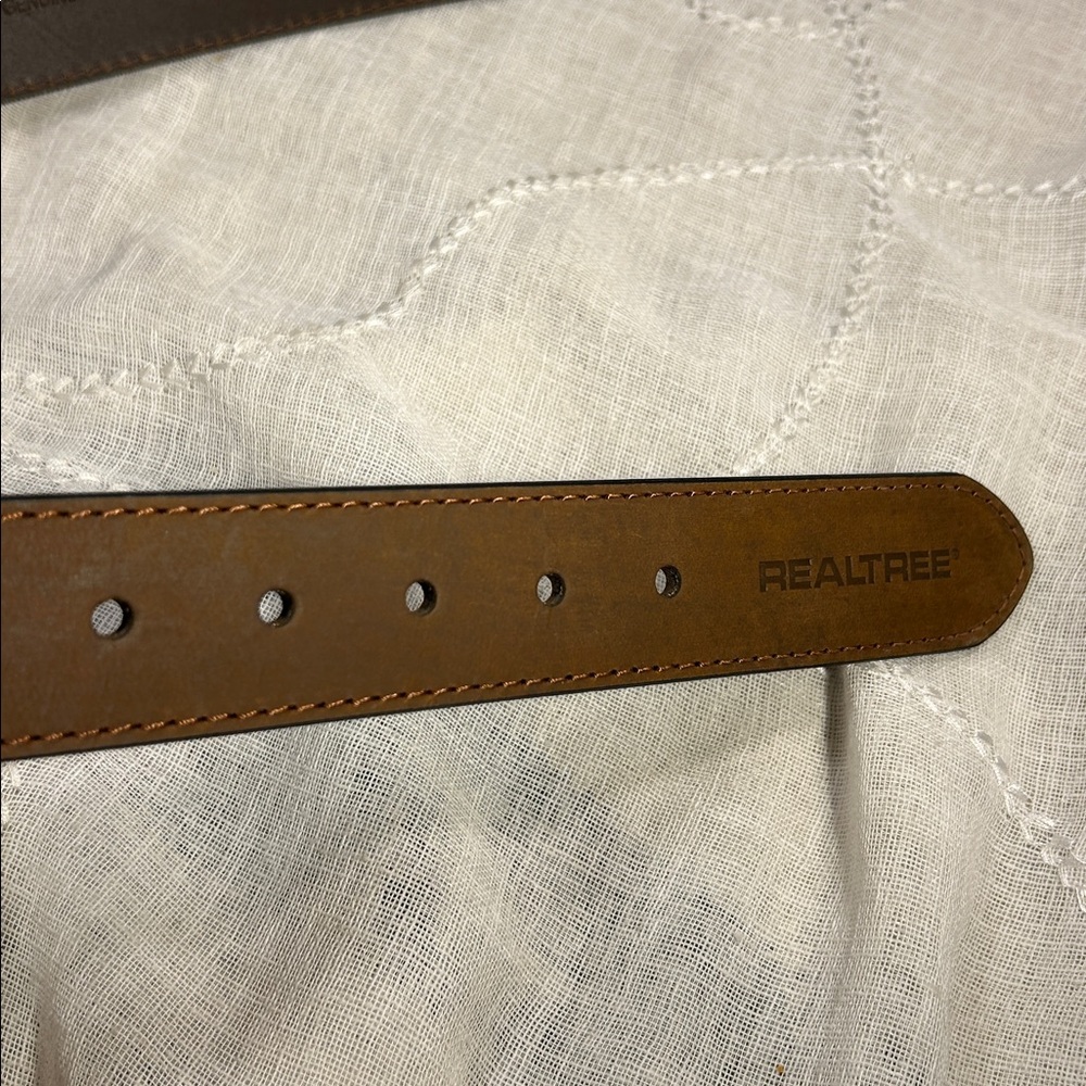 NWT Realtree leather and camouflage belt 44/110 - Picture 8 of 12